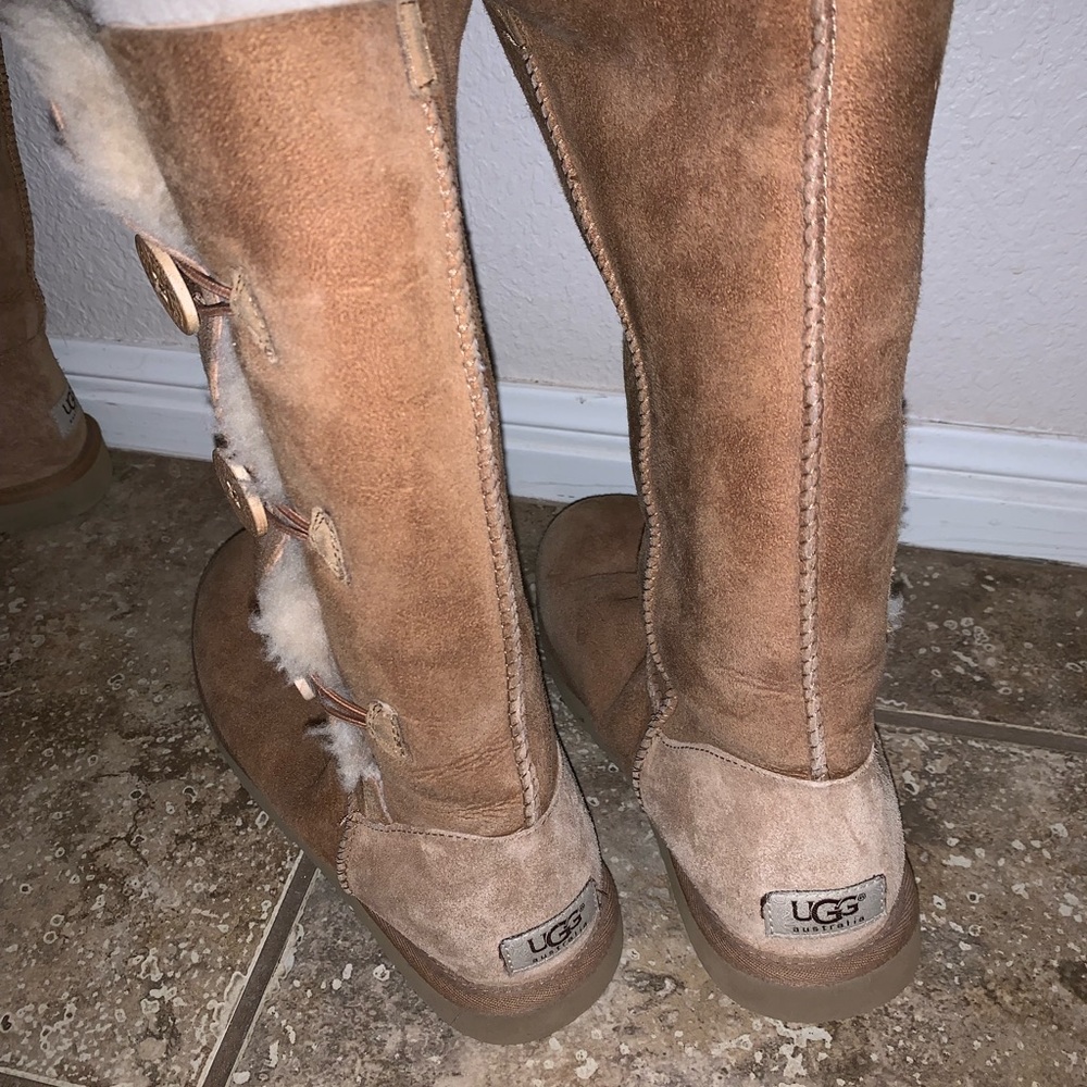 Bailey Button Triplet II Boot (UGG)
